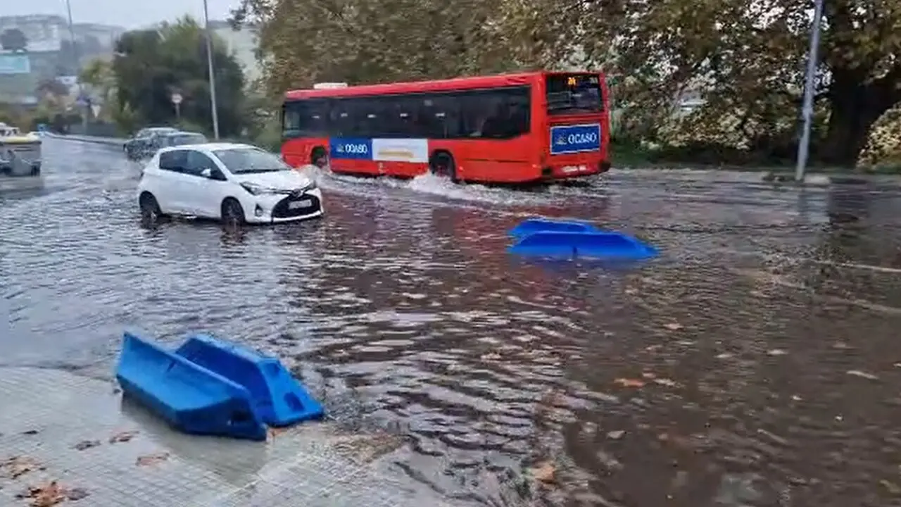 Balsa de agua este martes en A Coruña. CEDIDA