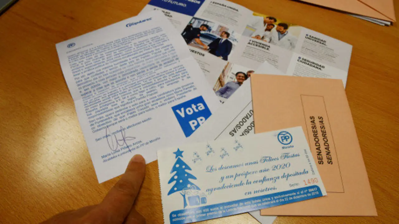 Carta y lotería enviados por el PP de Moraña. PSOE