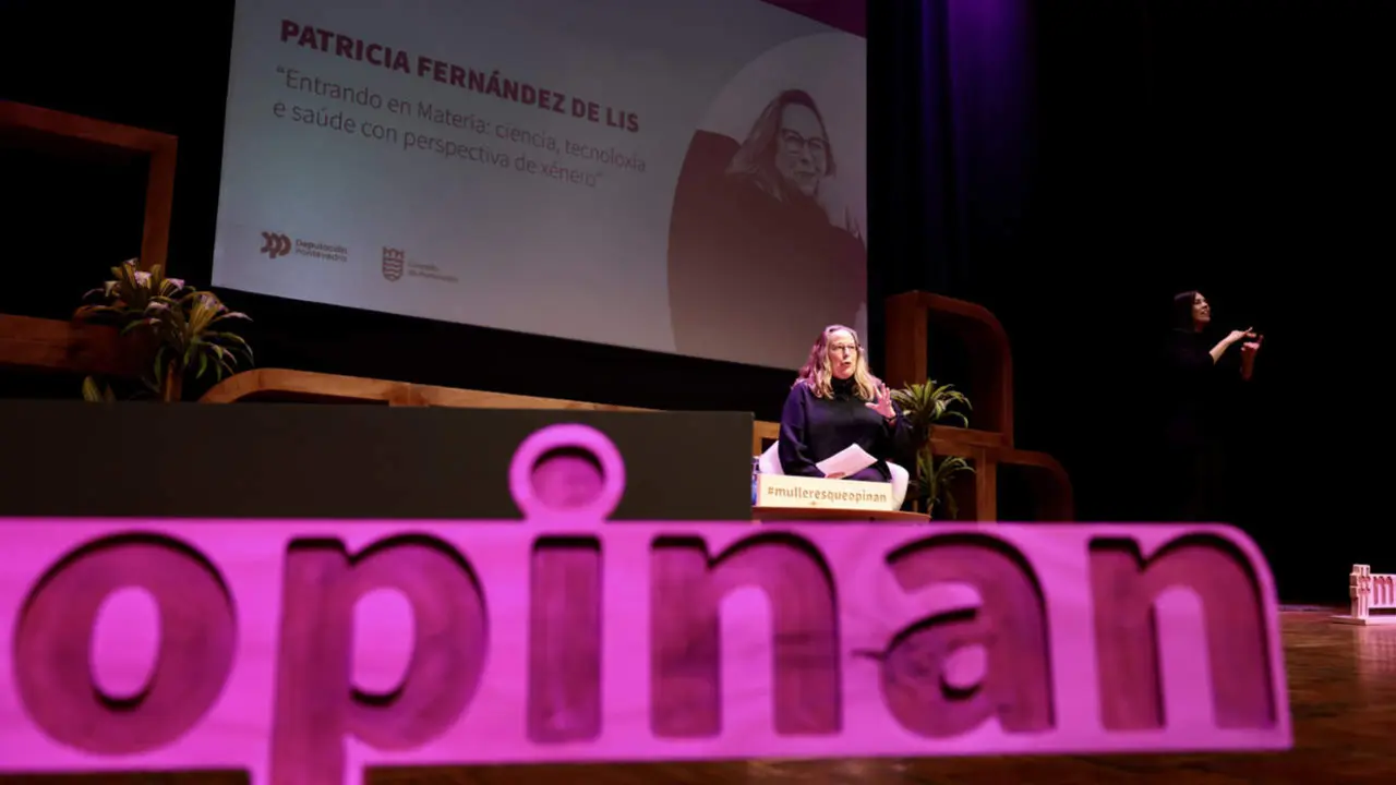 Una de las ponencias celebradas en la séptima edición del foro. RAFA FARIÑA