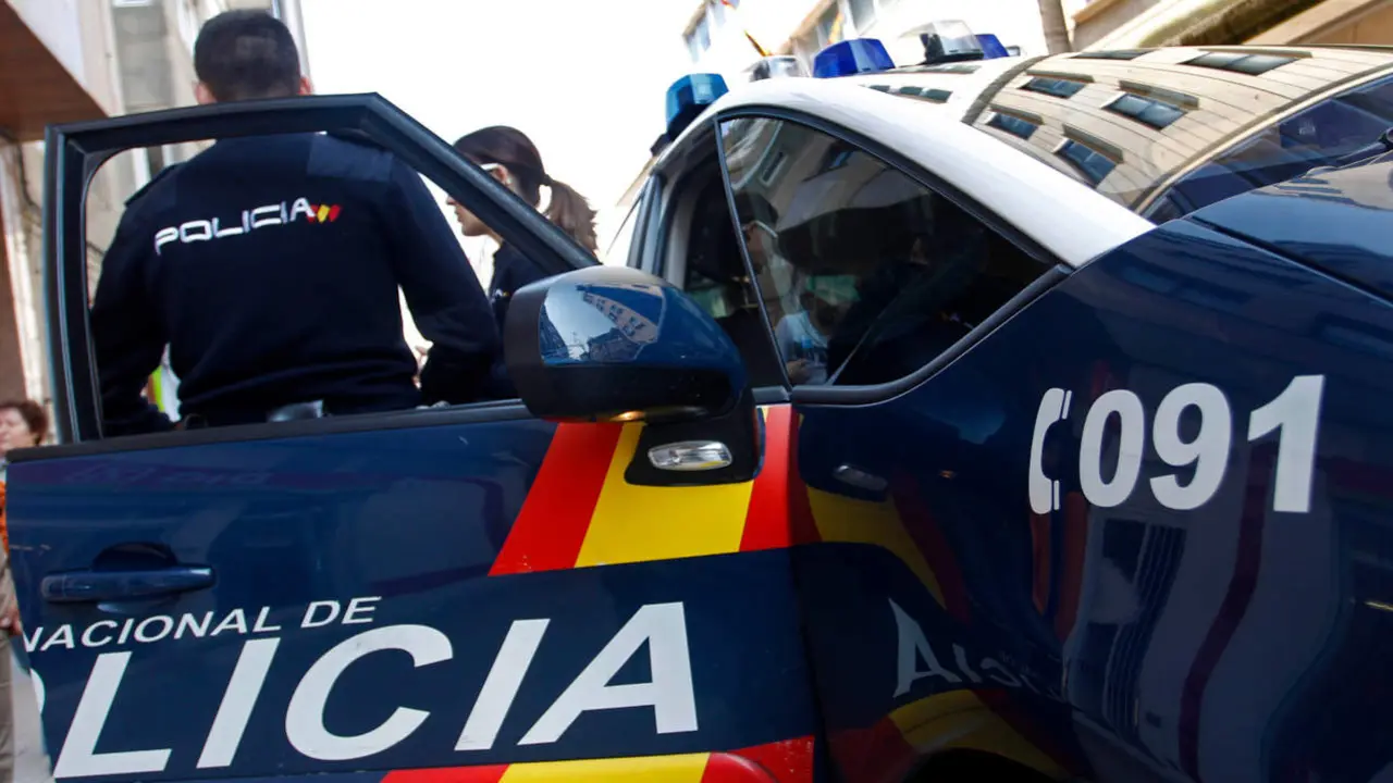 Un vehículo de la Policía Nacional. ARCHIVO