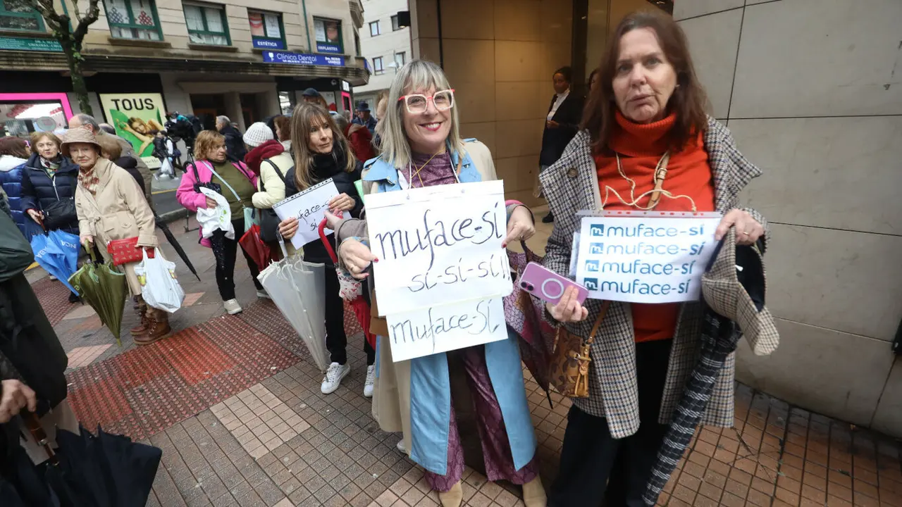 Protesta del movimiento 'Muface sí' celebrada en Pontevedra el pasado mes de enero. JAVIER CERVERA.