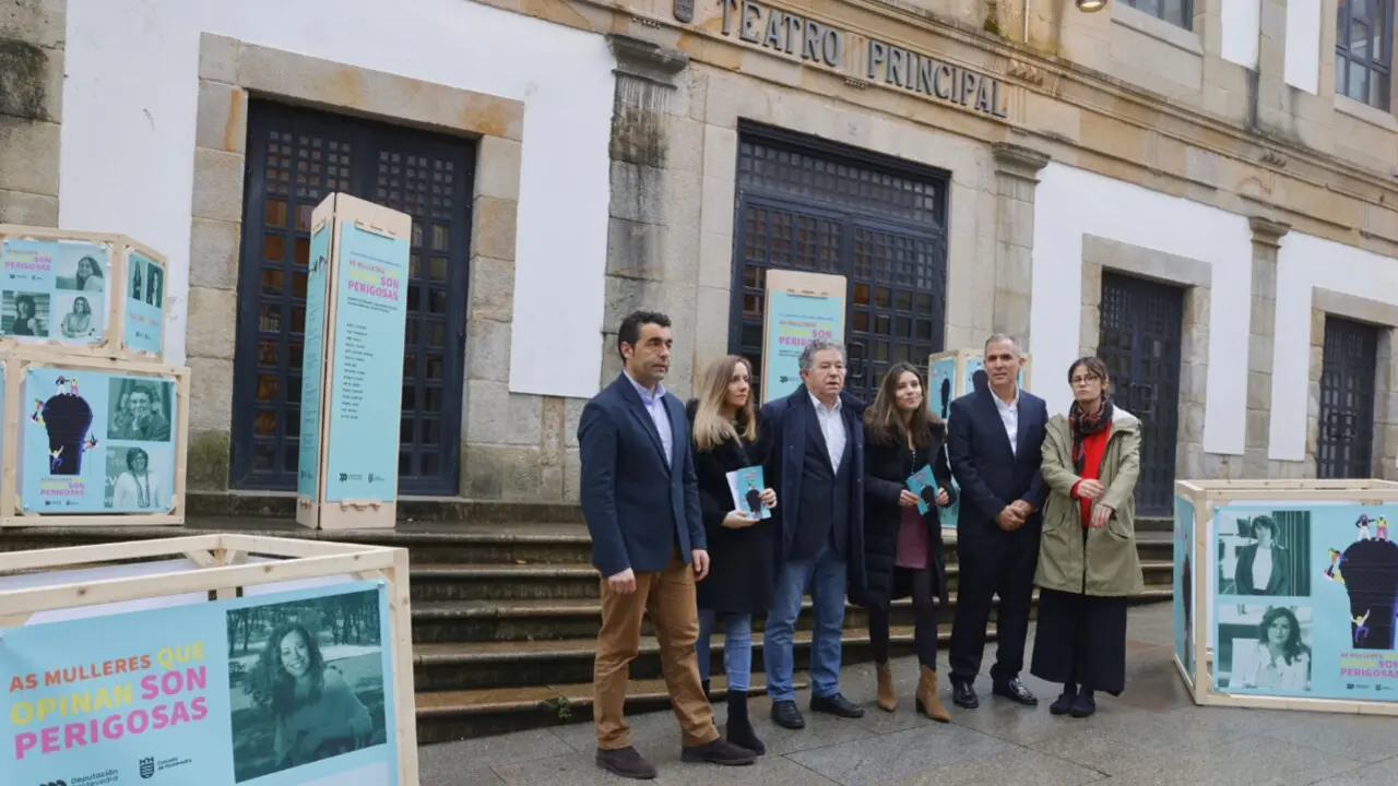 De izquierda a derecha Luis López,  Susana Pedreira, Lores, Diana López, Rafa Domínguez y Anabel Gulías. GONZALO GARCÍA
