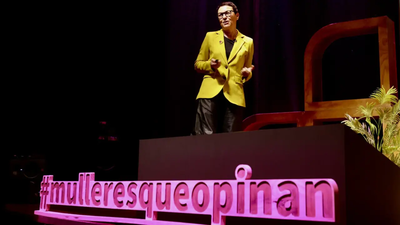 Intervención de Macarena Baena en el foro. RAFA FARIÑA