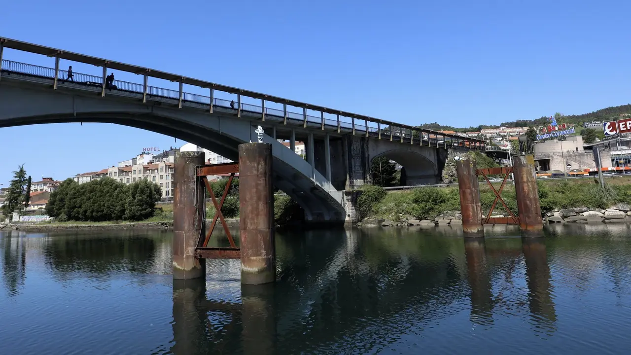 Los hechos ocurrieron cerca del puente de A Barca. JAVIER CERVERA-MERCADILLO