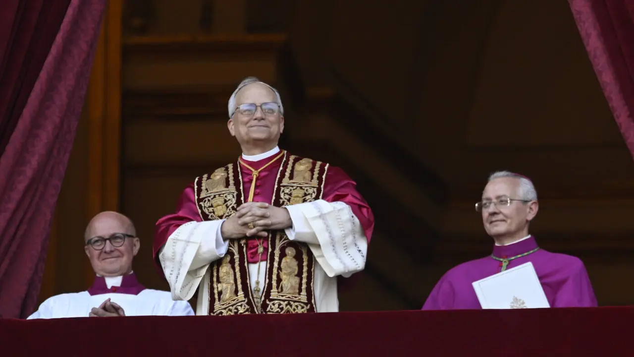 El cardenal Robert Prevost se convierte en el papa León XIV. EUROPA PRESS
