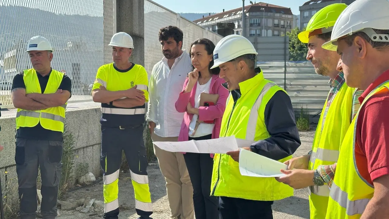 María Ramallo durante la visita a la zona del nuevo Auditorio de Marín. DP
