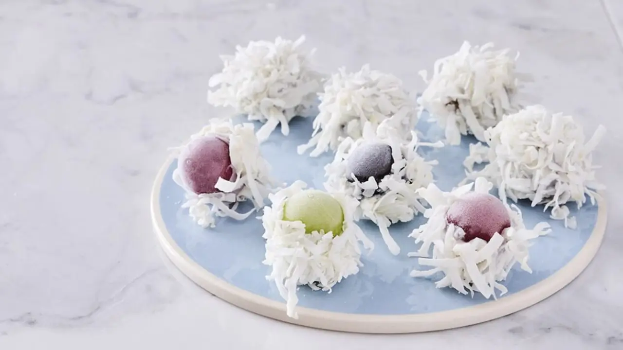 Bocado helado de uva, yogurt y coco GRAPES FROM CALIFORNIA