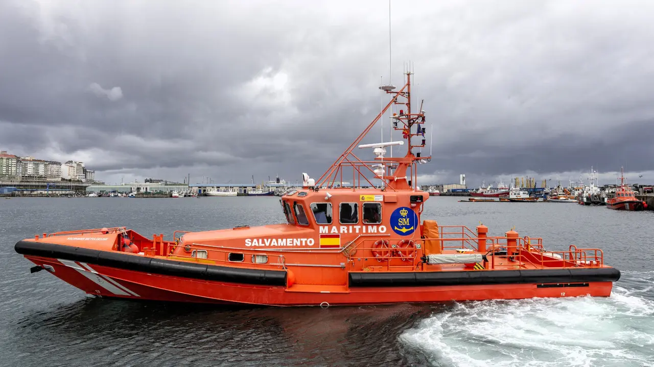 Una embarcación de rescate. SALVAMENTO MARÍTIMO