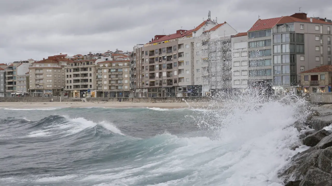 Un temporal en Sanxenxo. RAFA FARIÑA