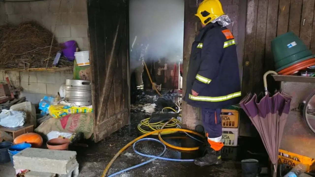 Estado del lugar de los hechos tras el incendio en Caldas. CONCELLO DE CUNTIS