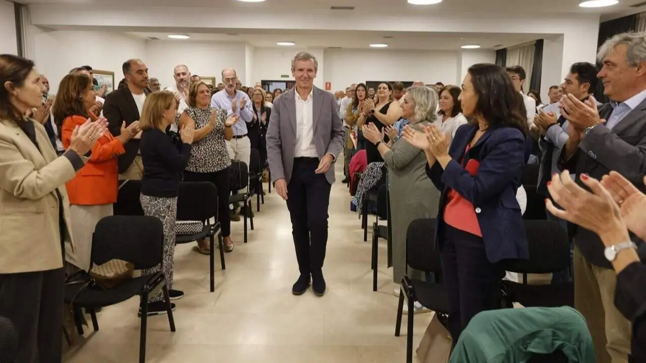 Alfonso Rueda presidió ayer la Junta Directiva Provincial del PP en Pontevedra. GONZALO GARCÍA