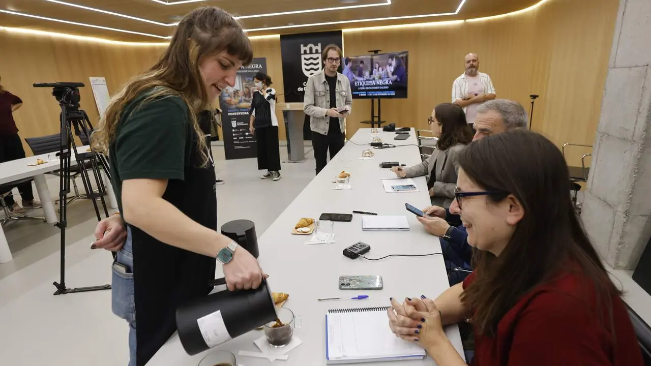 Presentación etiqueta negra. GONZALO GARCÍA