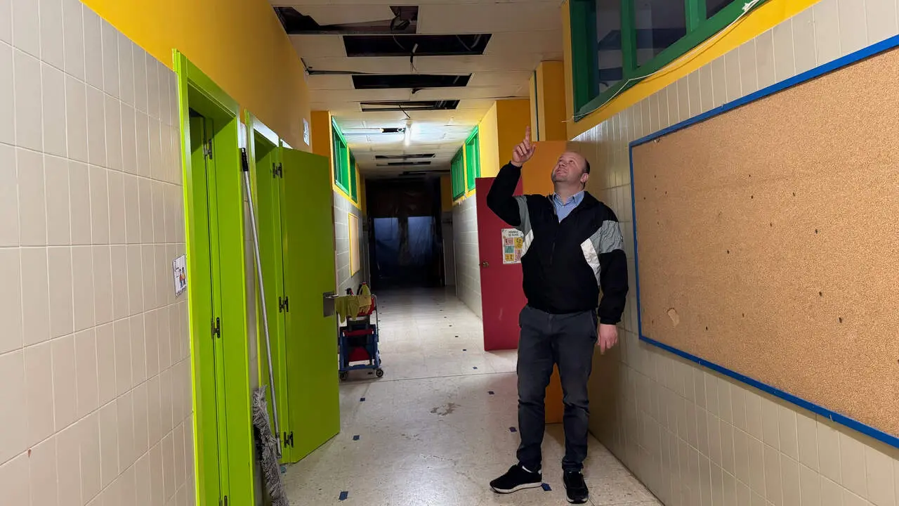 Manuel Fariña denuncia a situación do CEIP San Clemente. DP