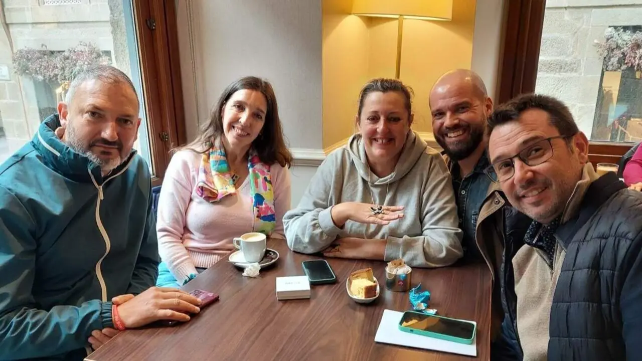 Celebración del 53º cumpleaños de la edil socialista, Yoya Blanco. DP