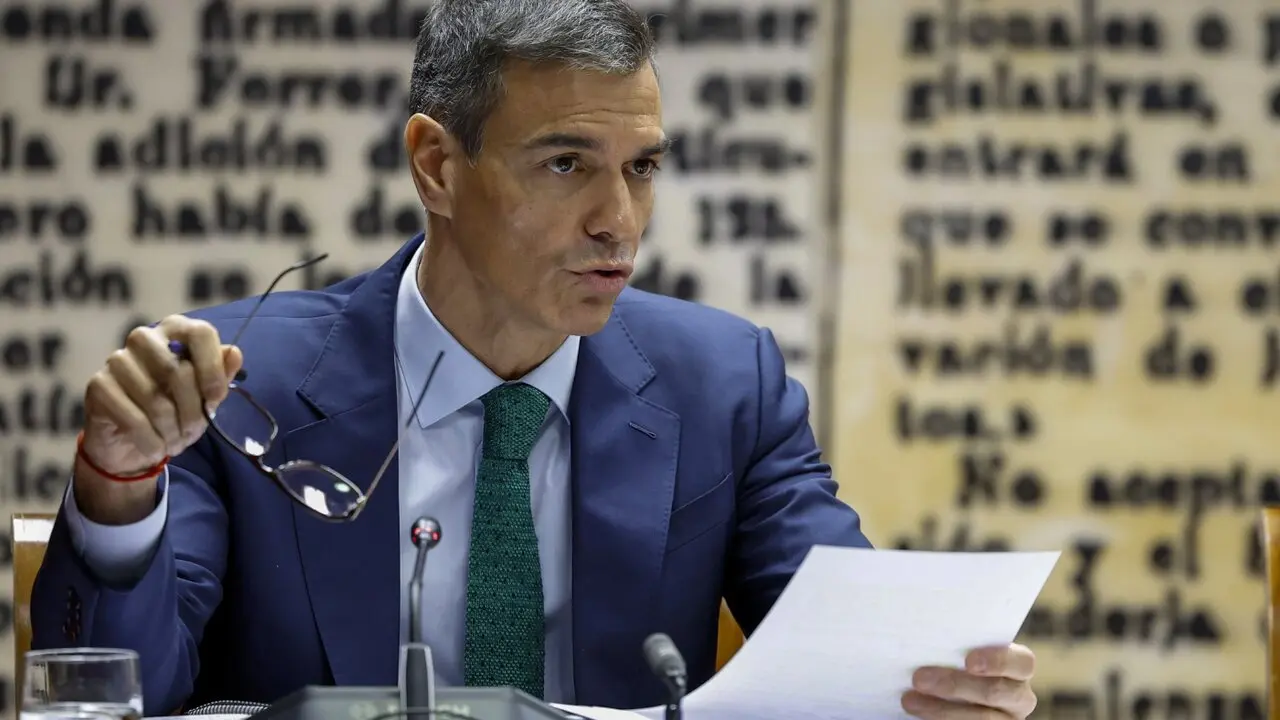 El presidente del Gobierno, Pedro Sánchez, durante su comparecencia. EFE