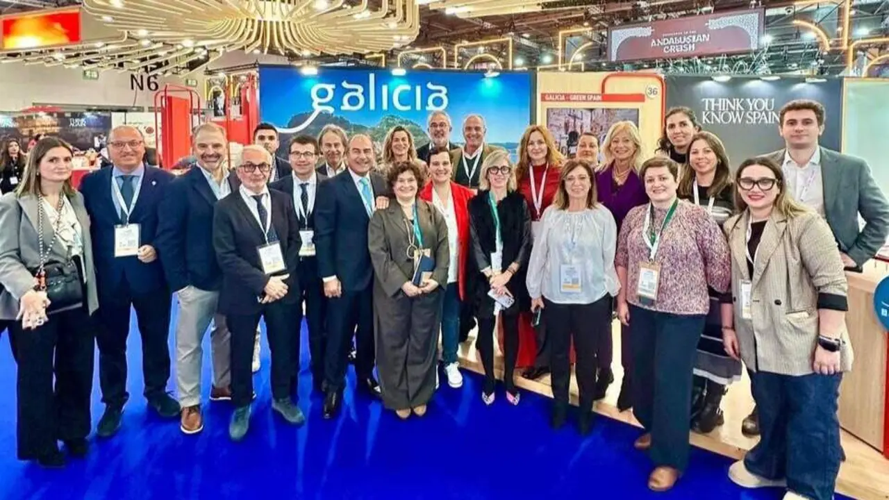 Representantes municipales y del sector turístico sanxenxino y gallego en Londres. DP