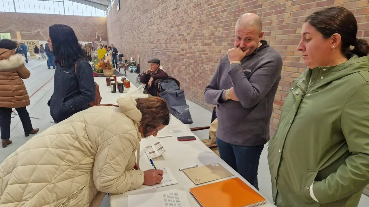 recollida de firmas en soutelo