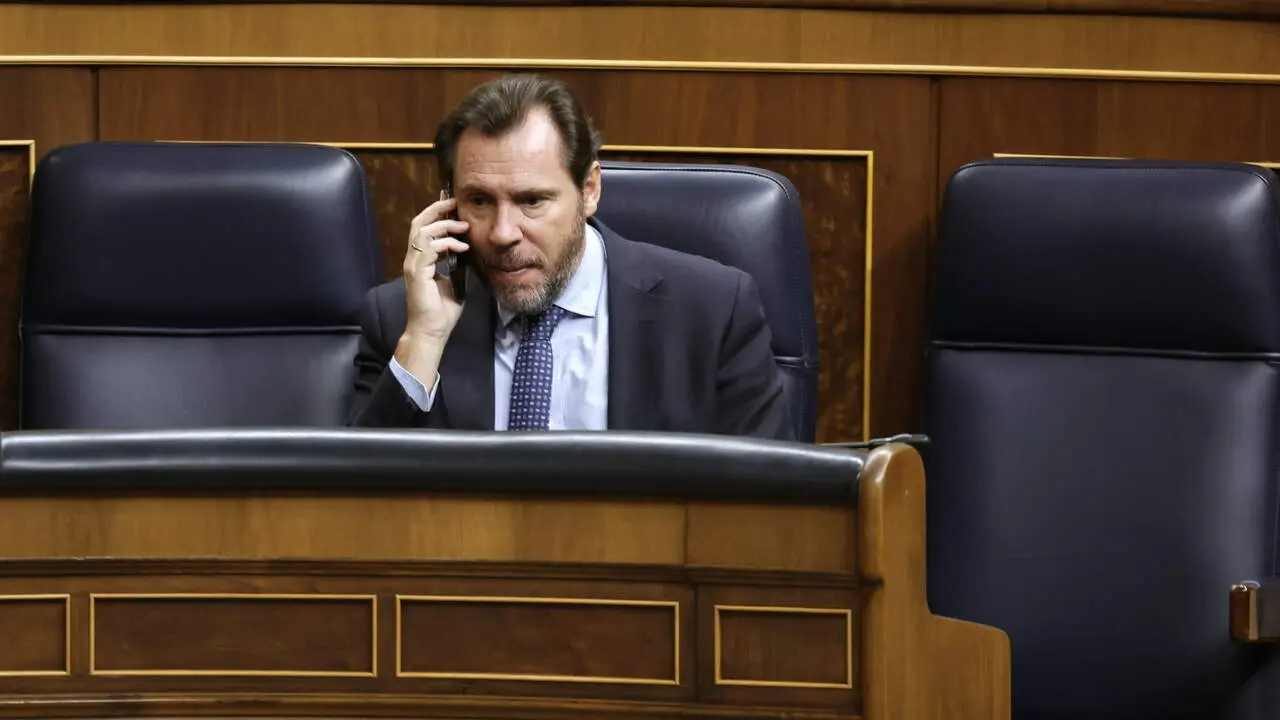 El ministro de transportes, Óscar Puente. JAVIER LIZÓN (Efe)