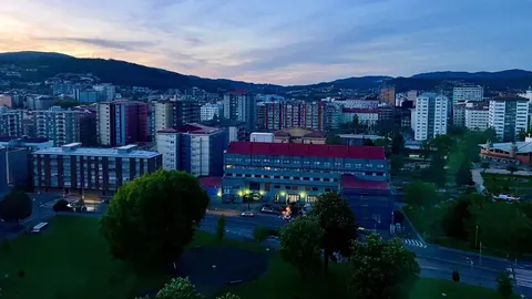 Vistas a Pontevedra dende a redacción improvisada de Diario o luns. RAFA FARIÑA